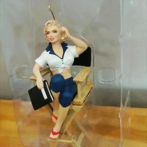 Vintage  Marilyn Monroe director Christmas ornament - Picture 2 of 6